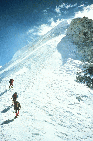 Cimbers leaving Camp I